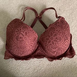 NWOT Maroon/Rust Lace Bra